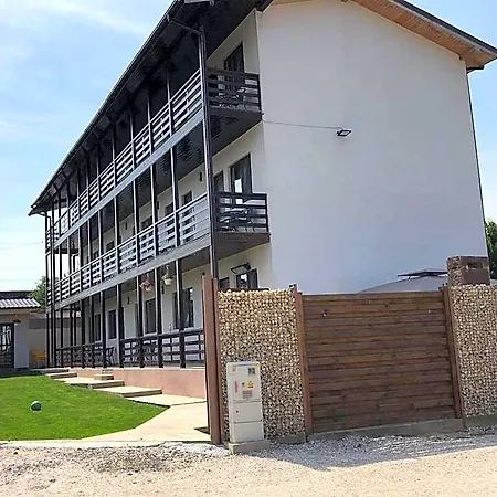 Natalia Motel